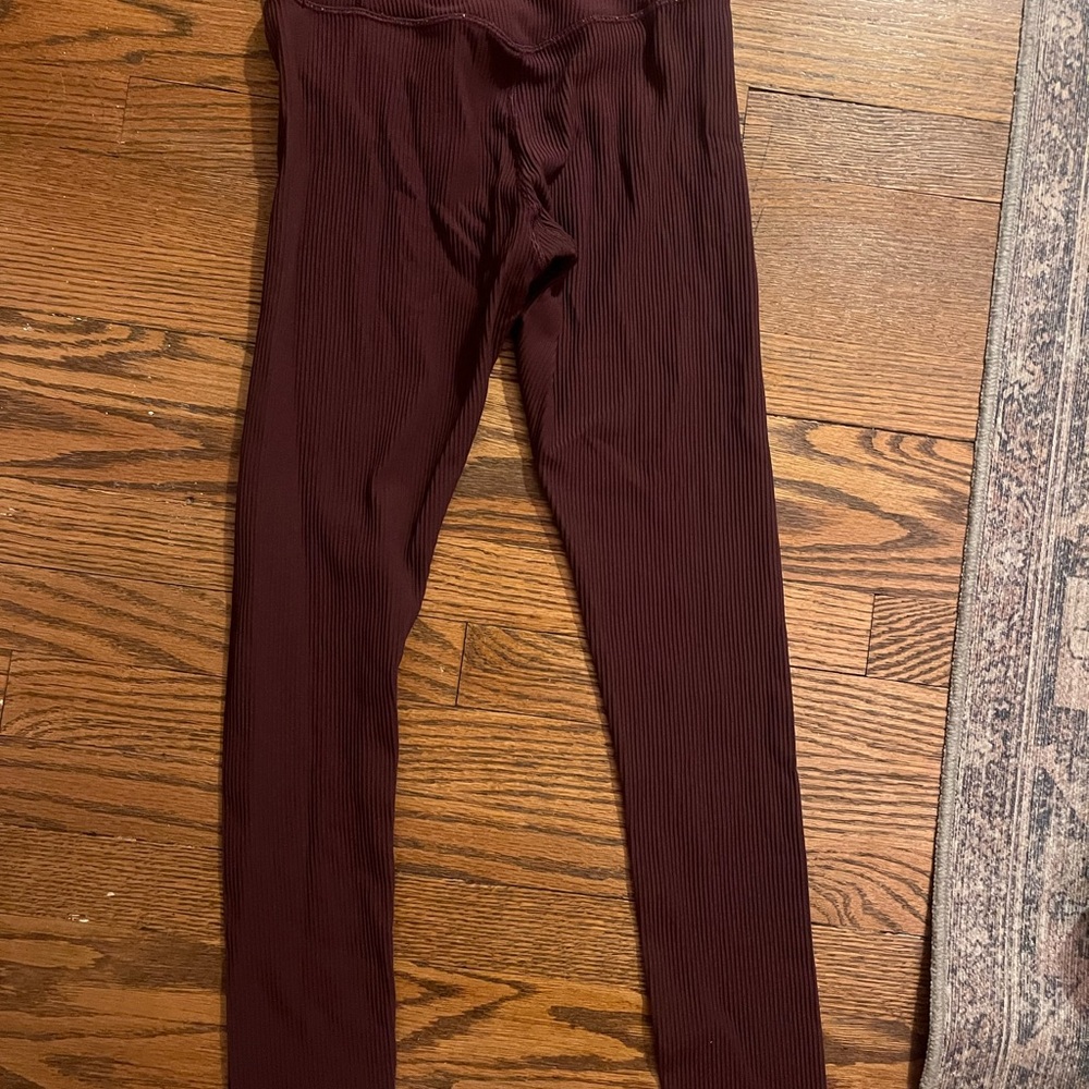 Athleta Maroon 7/8 Leggings - Picture 2 of 6
